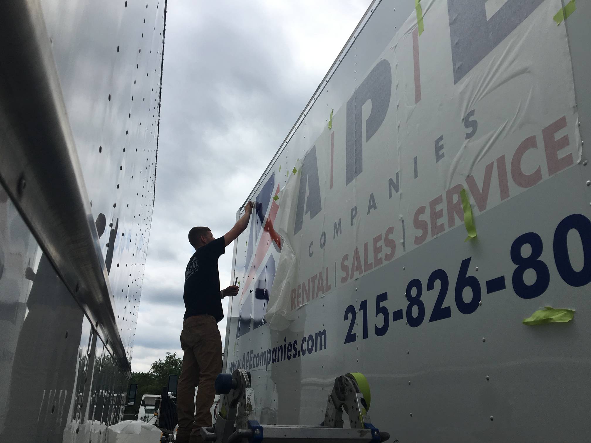 Slicks Graphics Trailer Lettering